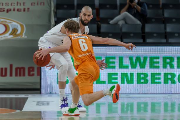 作为犹他爵 作为犹他爵