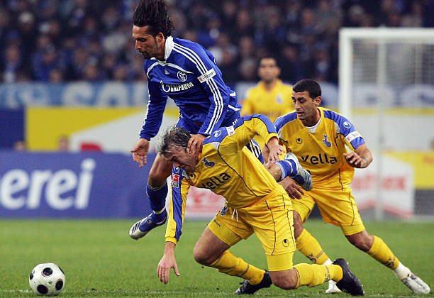 接威胁球门 接威胁球门